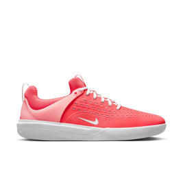 Pantofi Nike SB Nyjah 3