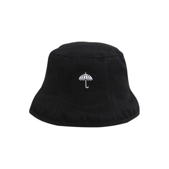 hellas beanie POPPINS BUCKET BLACK